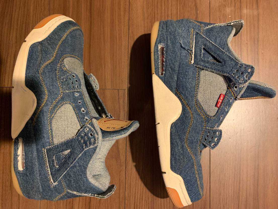 Nike × Levi's Air Jordan 4 "Denim"(タグ:LEVIS®)