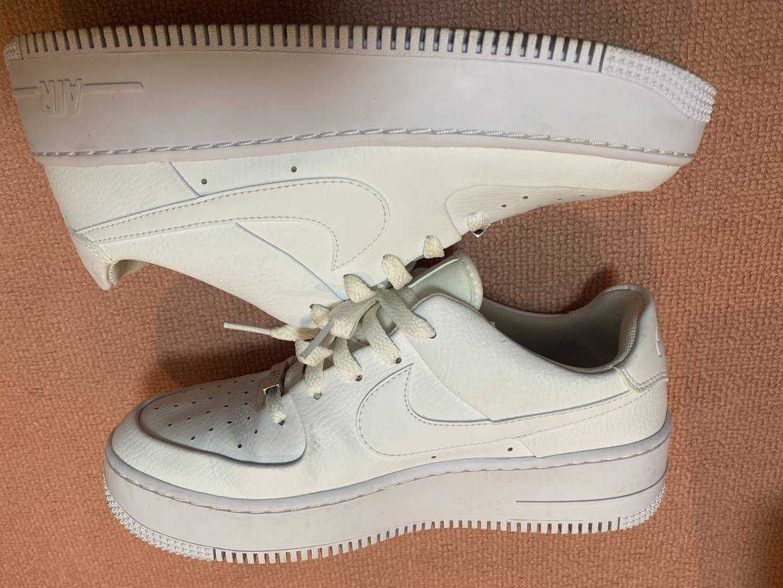Nike Women's Air Force Sage Low "Triple White"