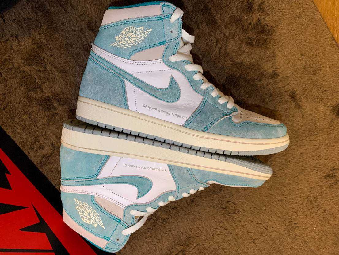 Nike Air Jordan 1 Retro High OG "Turbo Green"