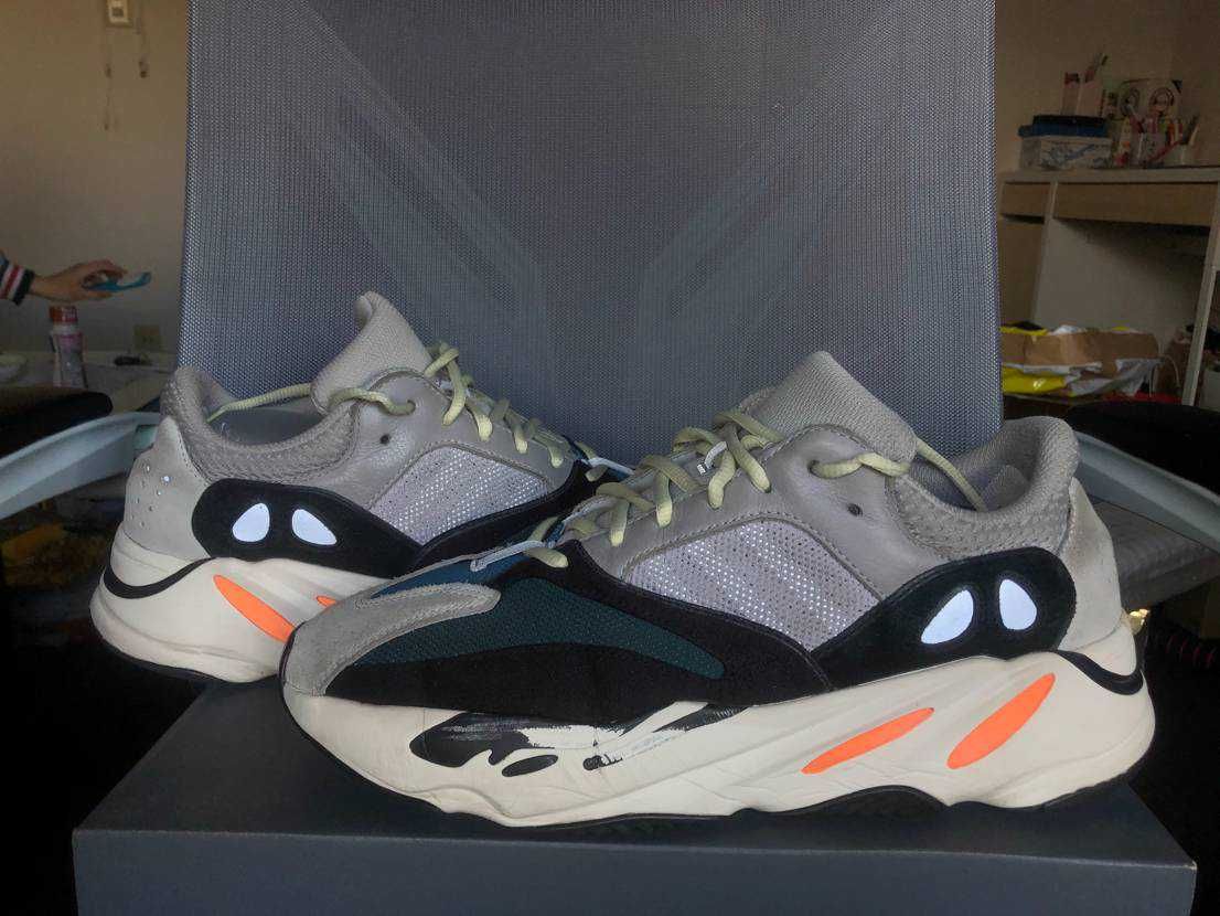adidas YEEZY Boost 700 "Wave Runner"