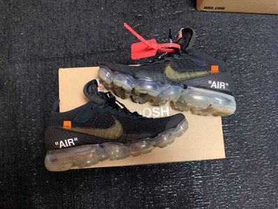 Off-White × Nike Air Vapormax "Black/Total Orange/Clear"