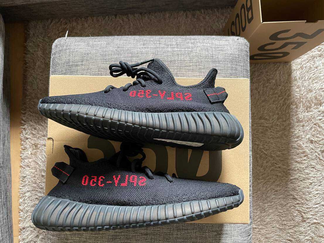 adidas YEEZY Boost 350 V2 "Core Black/Red" (2020)