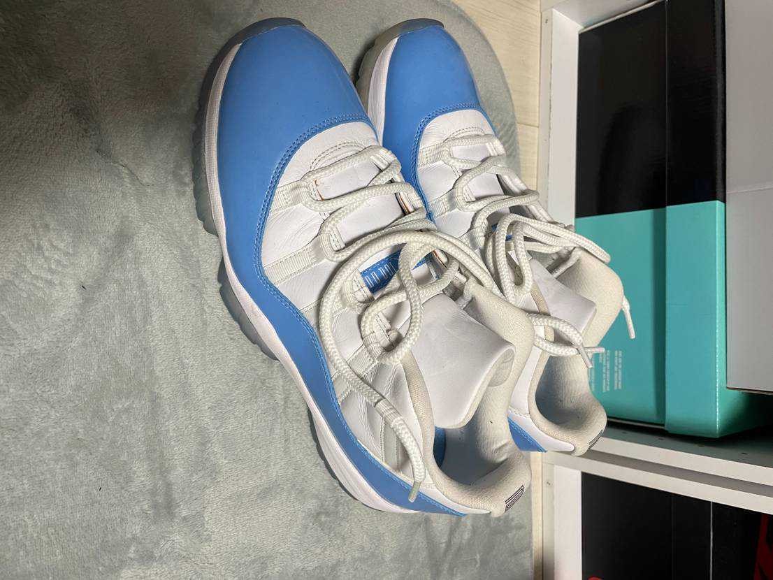 Nike Air Jordan 11 Retro Low "University Blue" (2017)