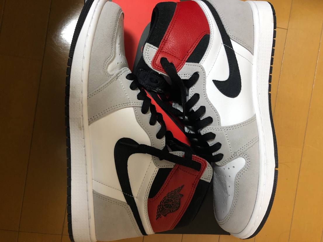 Nike Air Jordan 1 High OG "White/Black/Light Smoke Grey"