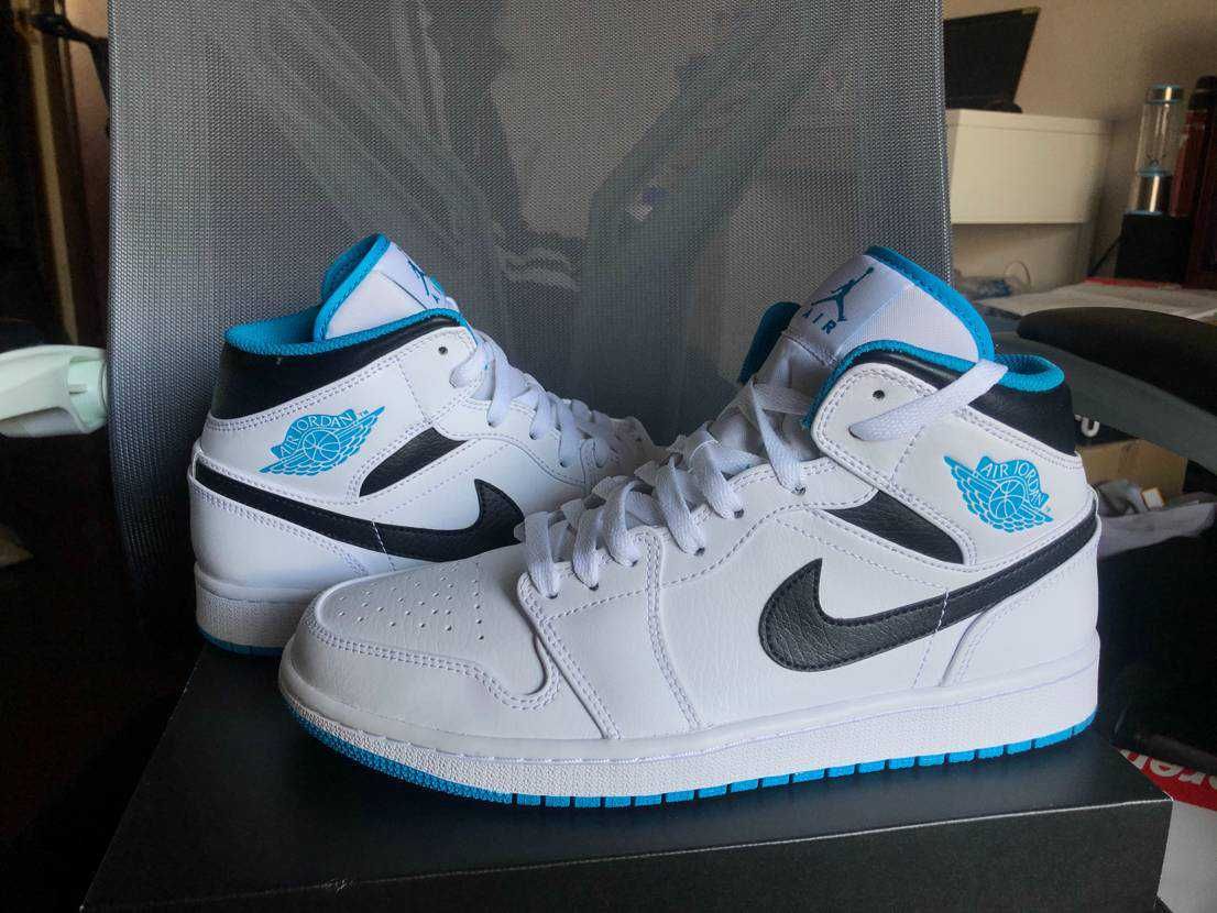 Nike Air Jordan 1 Mid "White/Laser blue"