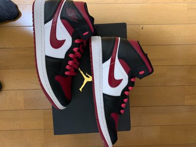 NIKE AIR JORDAN 1 MID "BLACK/RED/WHITE"