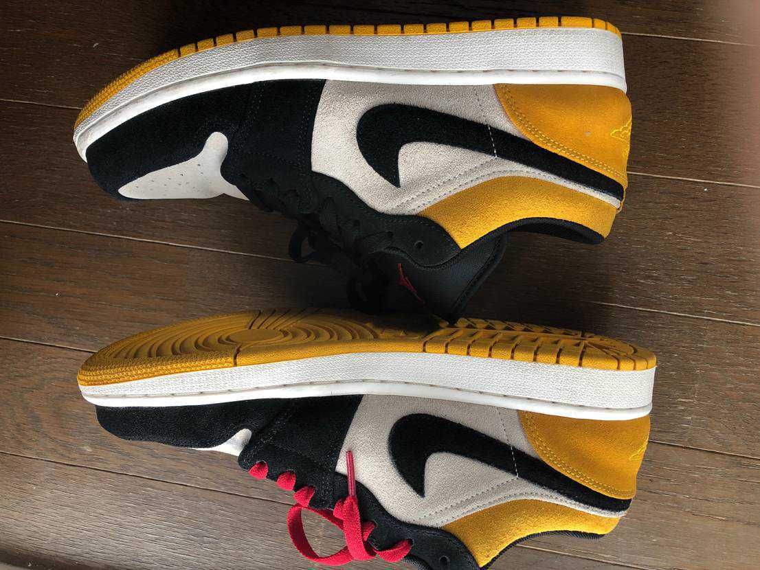 Nike Air Jordan 1 Low "Sail University Gold Black"