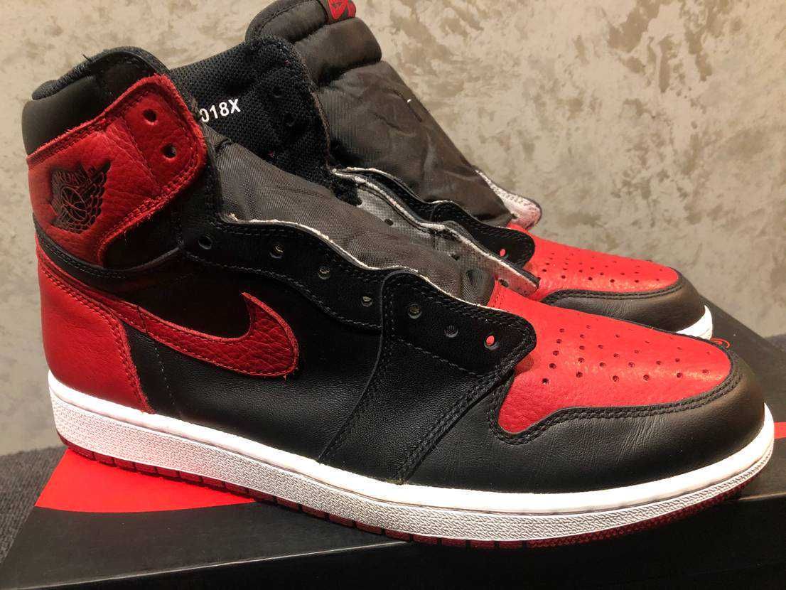 Nike Air Jordan 1 Retro High OG "Bred/Banned" (2016)