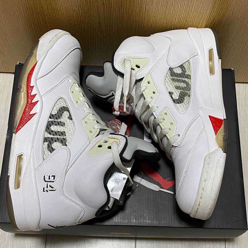 Supreme × Nike Air Jordan 5 Retro "White"