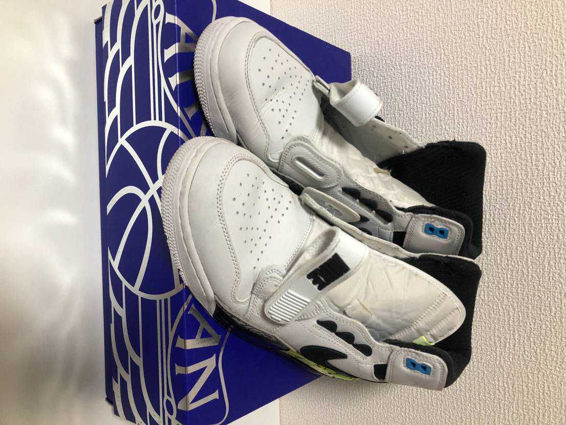 DON C × NIKE JORDAN LEGACY 312 BLACK-VOLT-VIVID BLUE