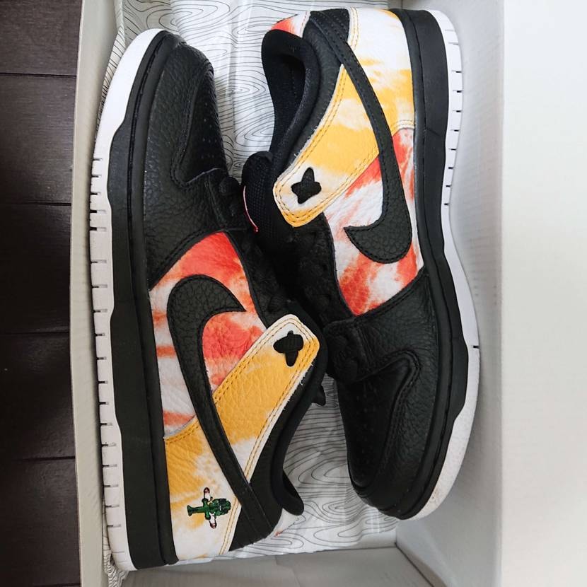 Nike SB Dunk Low "Raygun Tie-Dye/Black"