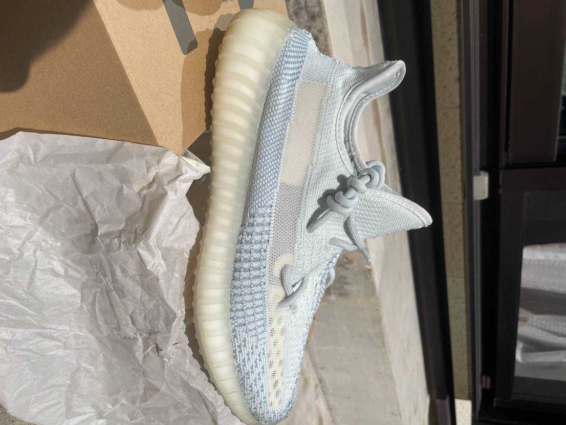 adidas YEEZY Boost 350 V2 "Cloud White"