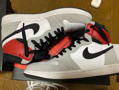 Nike Air Jordan 1 High OG "White/Black/Light Smoke Grey"