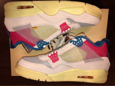 UNION × Nike Air Jordan 4 SP "Guava Ice/Light Fusion Red"