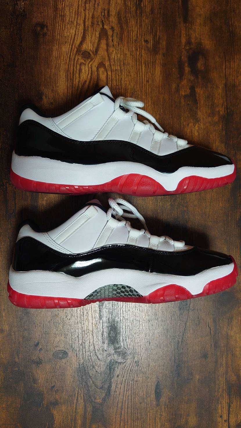 Nike Air Jordan 11 Low "Gym Red"