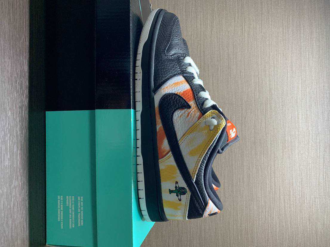 Nike SB Dunk Low "Raygun Tie-Dye/Black"