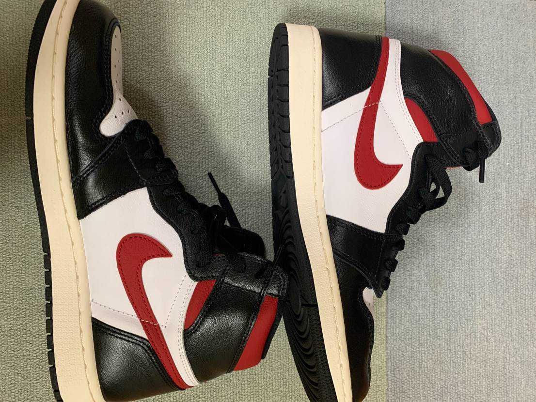 Nike Air Jordan 1 Retro High "Black/White/Sail/Gym Red"    
