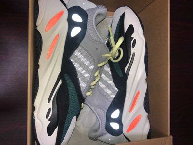 adidas YEEZY Boost 700 "Wave Runner"