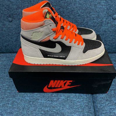 Nike Air Jordan 1 RETRO High OG "Hyper Crimson"