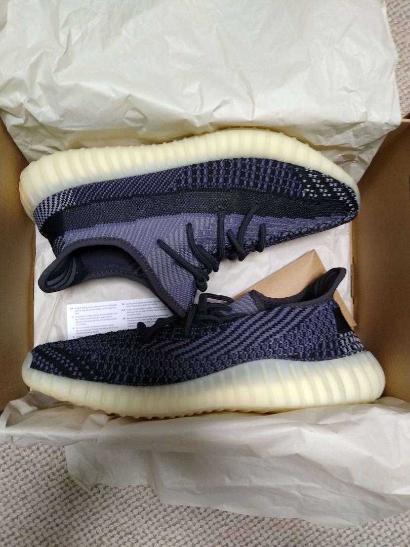 adidas YEEZY Boost 350V2 "Carbon"