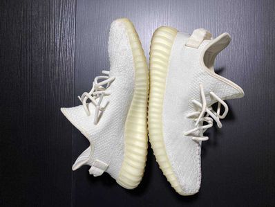 adidas YEEZY Boost 350 V2 "Cream White"