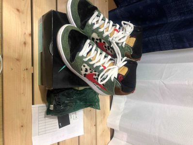 Nike SB Dunk High Pro QS "Dog Walker"