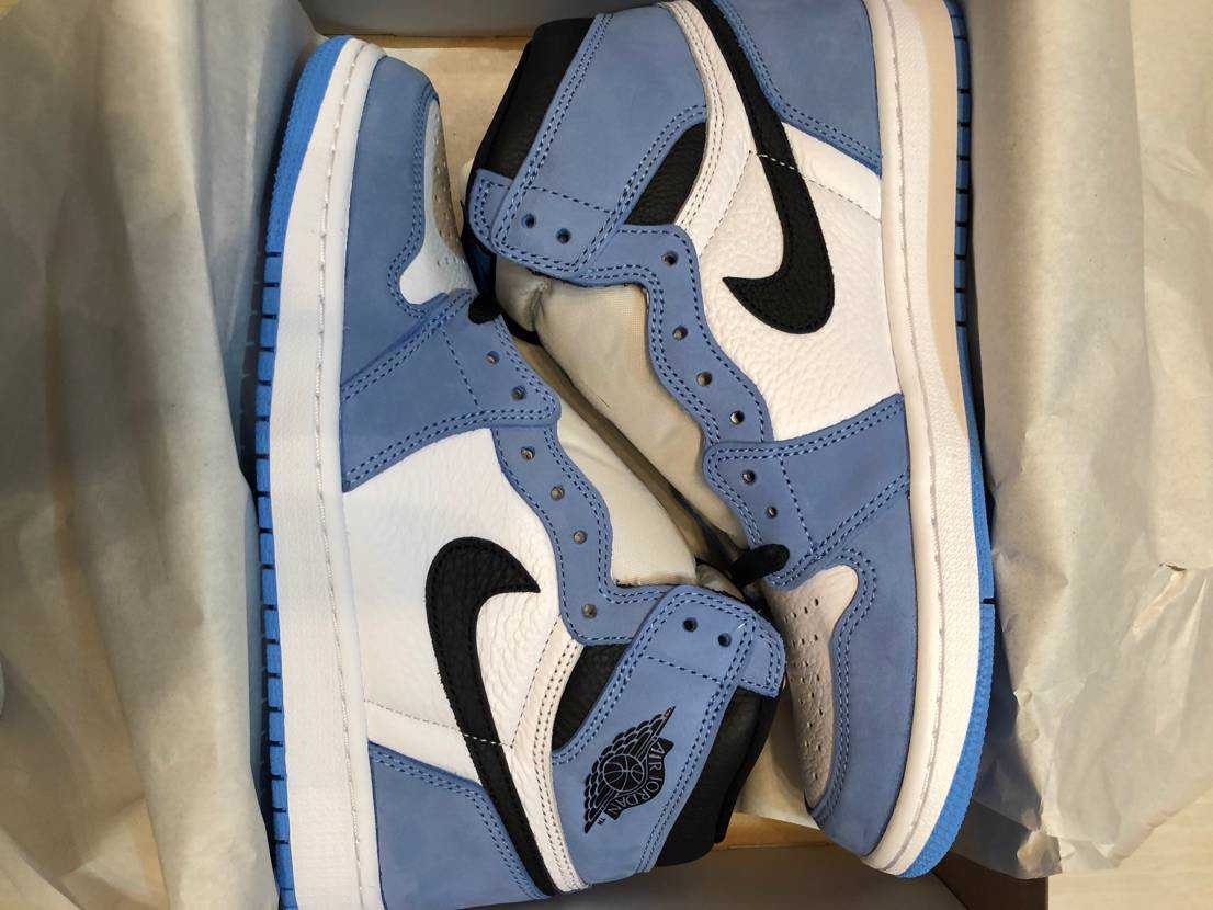 Nike Air Jordan 1 High OG "University Blue"