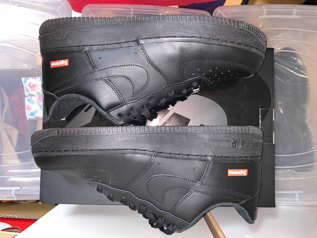 Supreme × Nike Air Force 1 Low "Black"