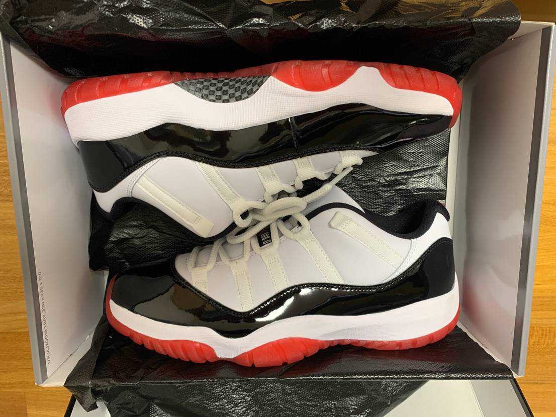 Nike Air Jordan 11 Low "Gym Red"