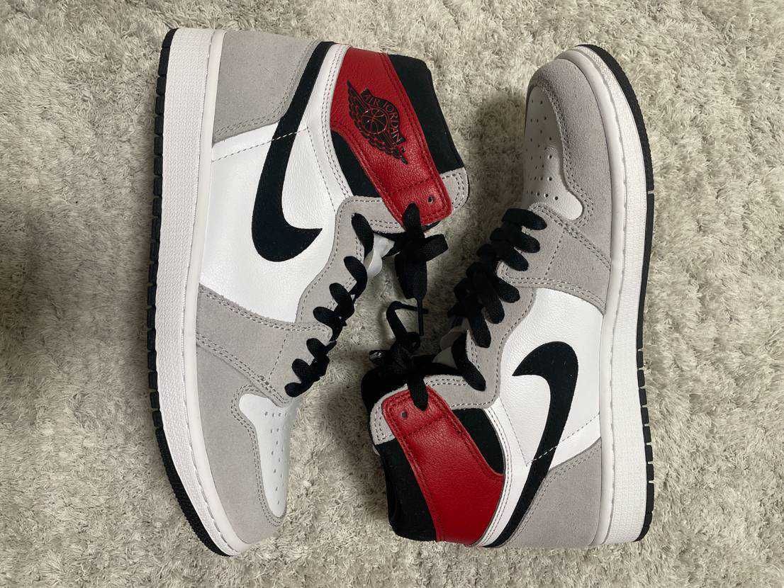 Nike Air Jordan 1 High OG "White/Black/Light Smoke Grey"