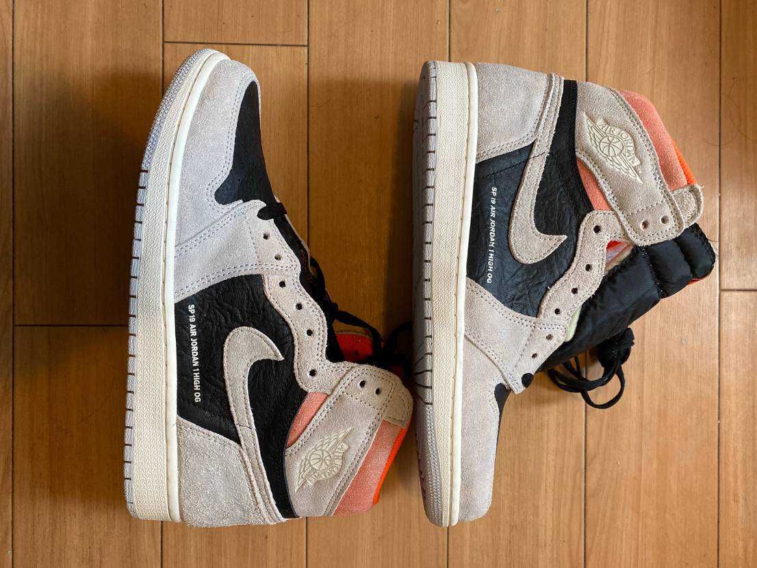 Nike Air Jordan 1 RETRO High OG "Hyper Crimson"