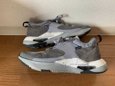 FRAGMENT × JORDAN AIR CADENCE PARTICLE GREY