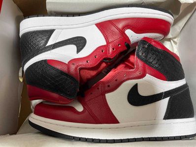 Nike Women's Air Jordan 1 High OG "Satin Red"