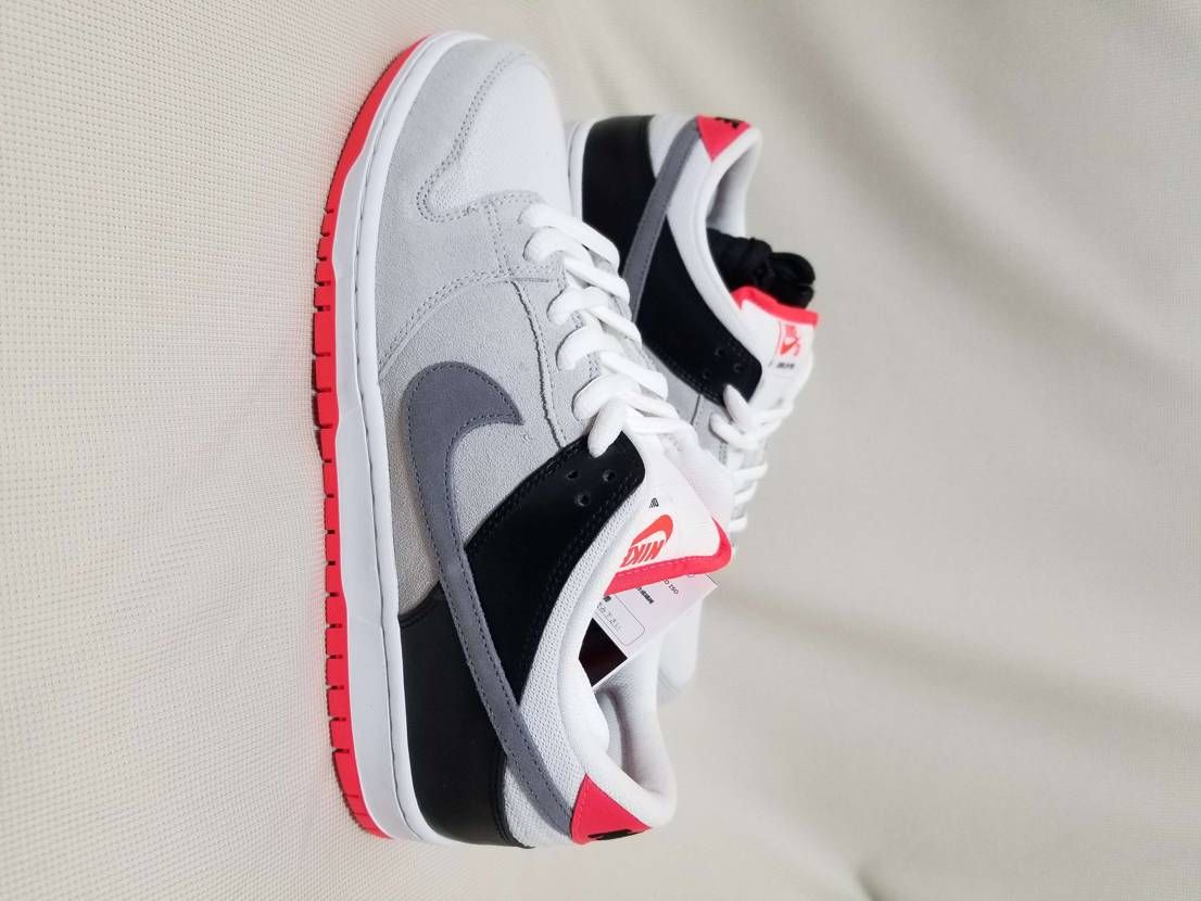 Nike SB Dunk Low "Infrared"