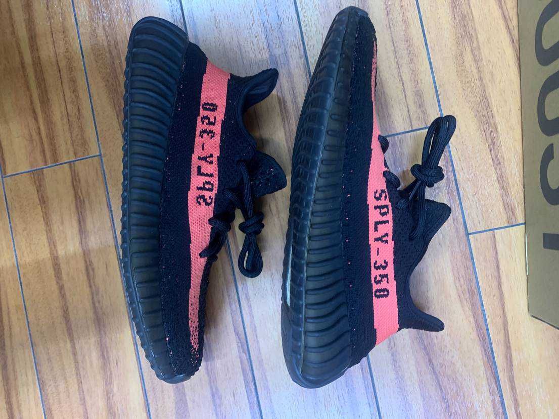 adidas YEEZY Boost 350 V2 "Core Black/Red"