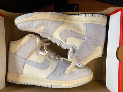 Nike Women's Dunk High "Foot Ball Grey"