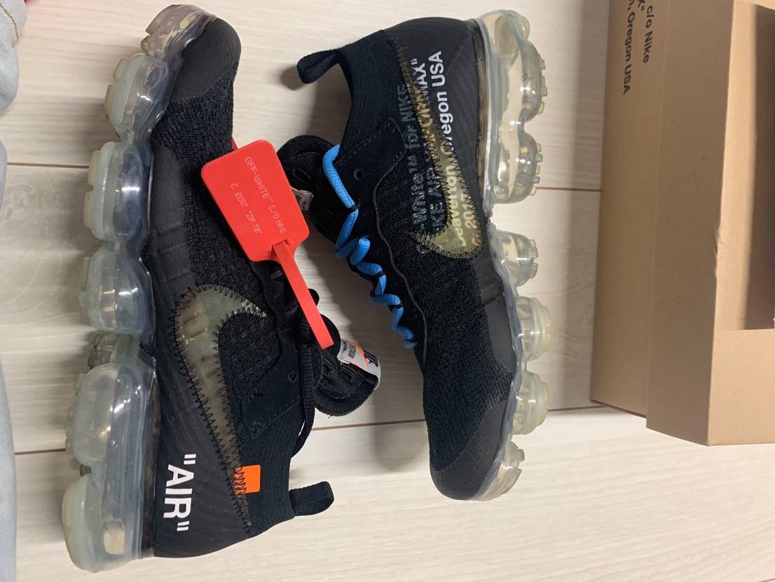 Off-White × Nike Air Vapormax "Black/Total Orange/Clear"