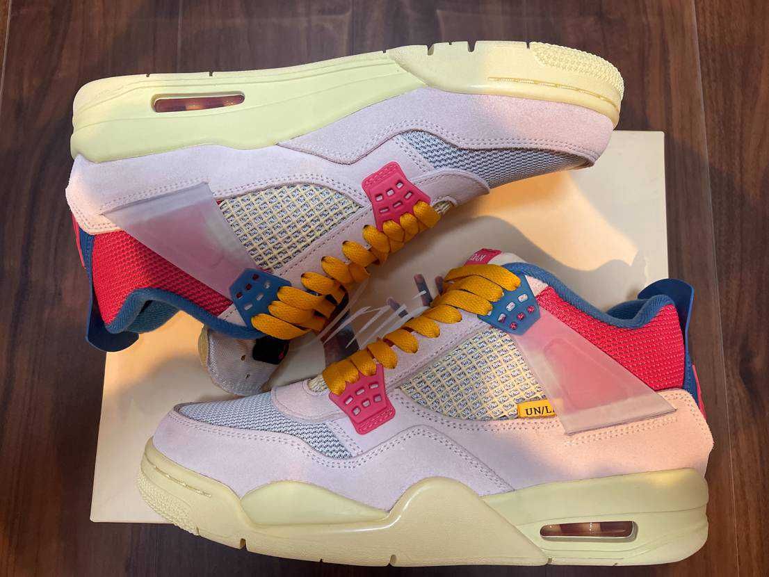 UNION × Nike Air Jordan 4 SP "Guava Ice/Light Fusion Red"