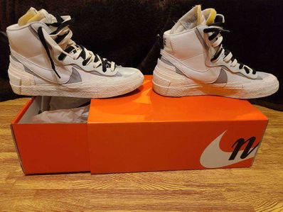 sacai × NIKE BLAZER MID "WHITE/WOLF GREY"