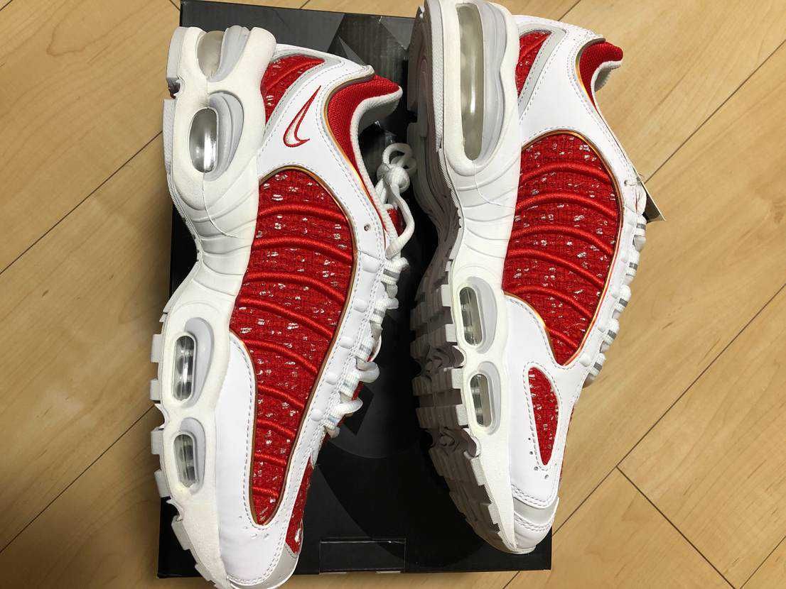 Supreme × Nike Air Max Tailwind 4 "Red"