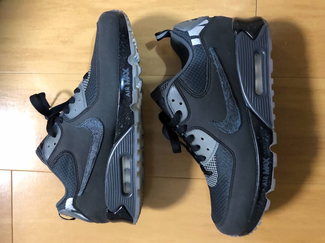 UNDEFEATED × Nike Air Max 90 "Black/Rush Pink"