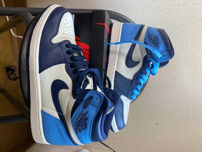 Nike Air Jordan 1 Retro High OG "Obsidian/University Blue"