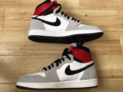 Nike Air Jordan 1 High OG "White/Black/Light Smoke Grey"