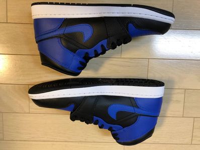 Nike Air Jordan 1 Mid "Hyper Royal"