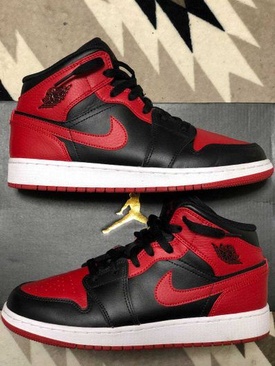 Nike GS Air Jordan 1 Mid "Bred"