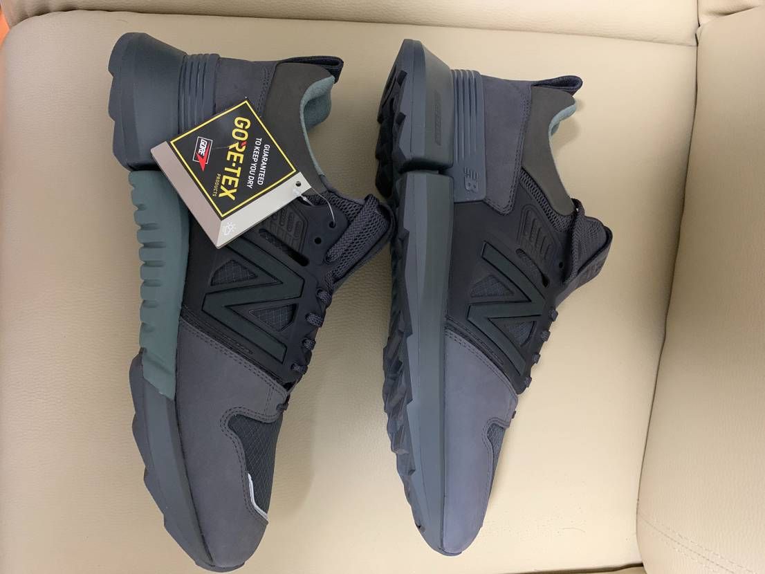 AURALEE × tokyo design studio New Balance R_C2 "CHARCOAL"