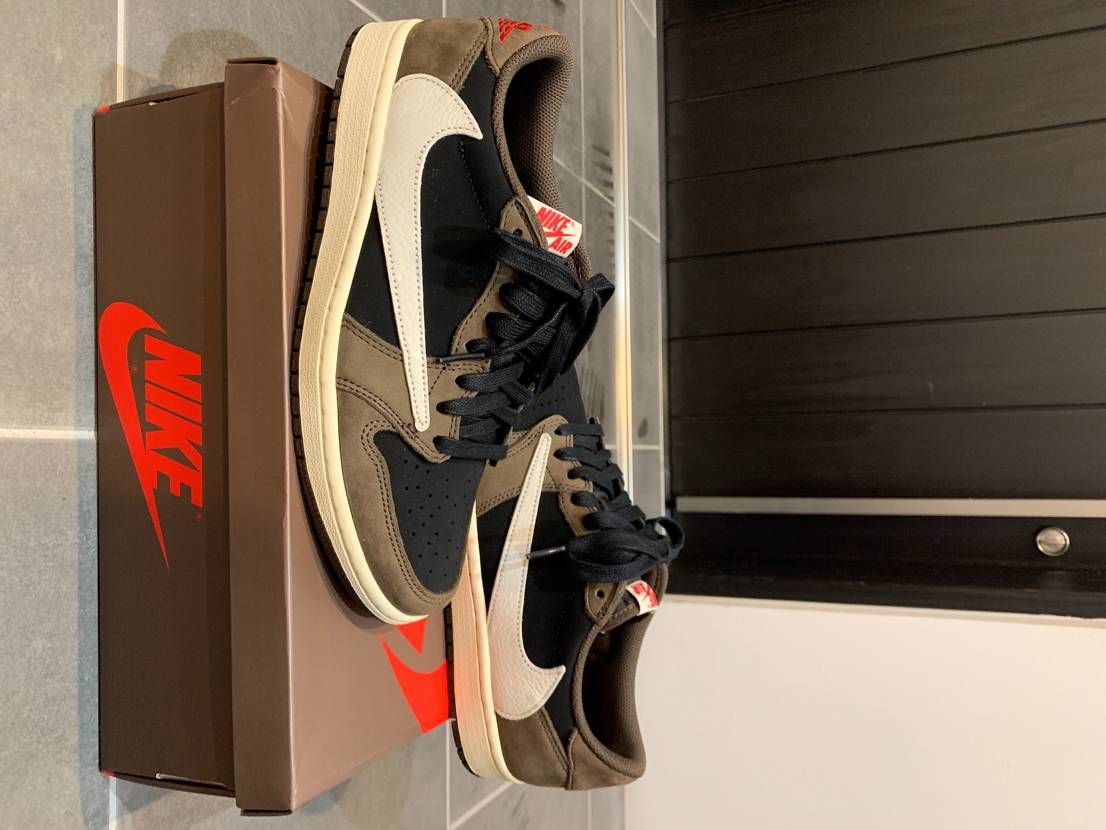 Travis Scott × Nike Air Jordan 1 Low OG SP-T  "Black/Dark Mocha"