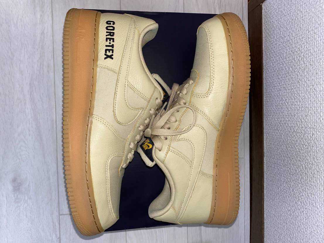 Nike Air Force 1 Low Gore-Tex "Team Gold"