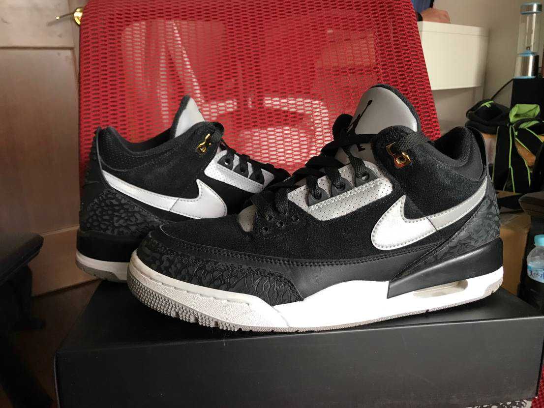 Nike Air Jordan 3 Retro Tinker "Black/Cement Grey"