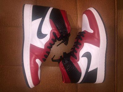 Nike Women's Air Jordan 1 High OG "Satin Red"